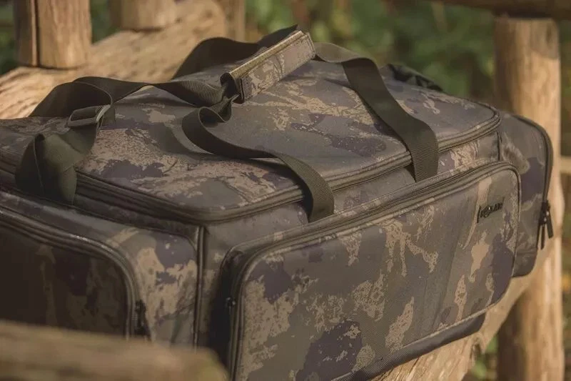 Solar Undercover Camo Large Carryall Luggage - CA09 - Carp Fishing Luggage - Image 2
